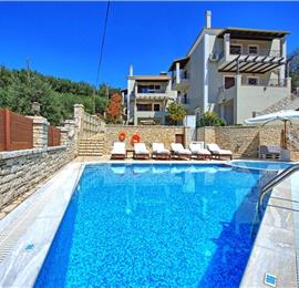 3 bedroom villa with pool, near Acharavi, sleeps 8